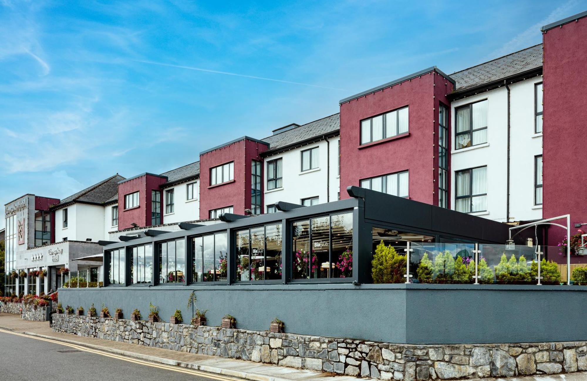 Claregalway Hotel Exterior foto